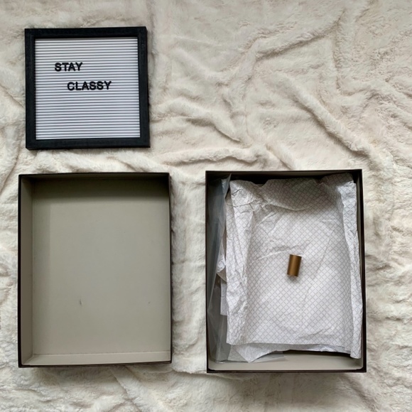 Authentic Gucci Gift Storage Box - Picture 4 of 9